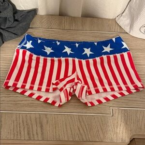 Fleo American flag shorts
